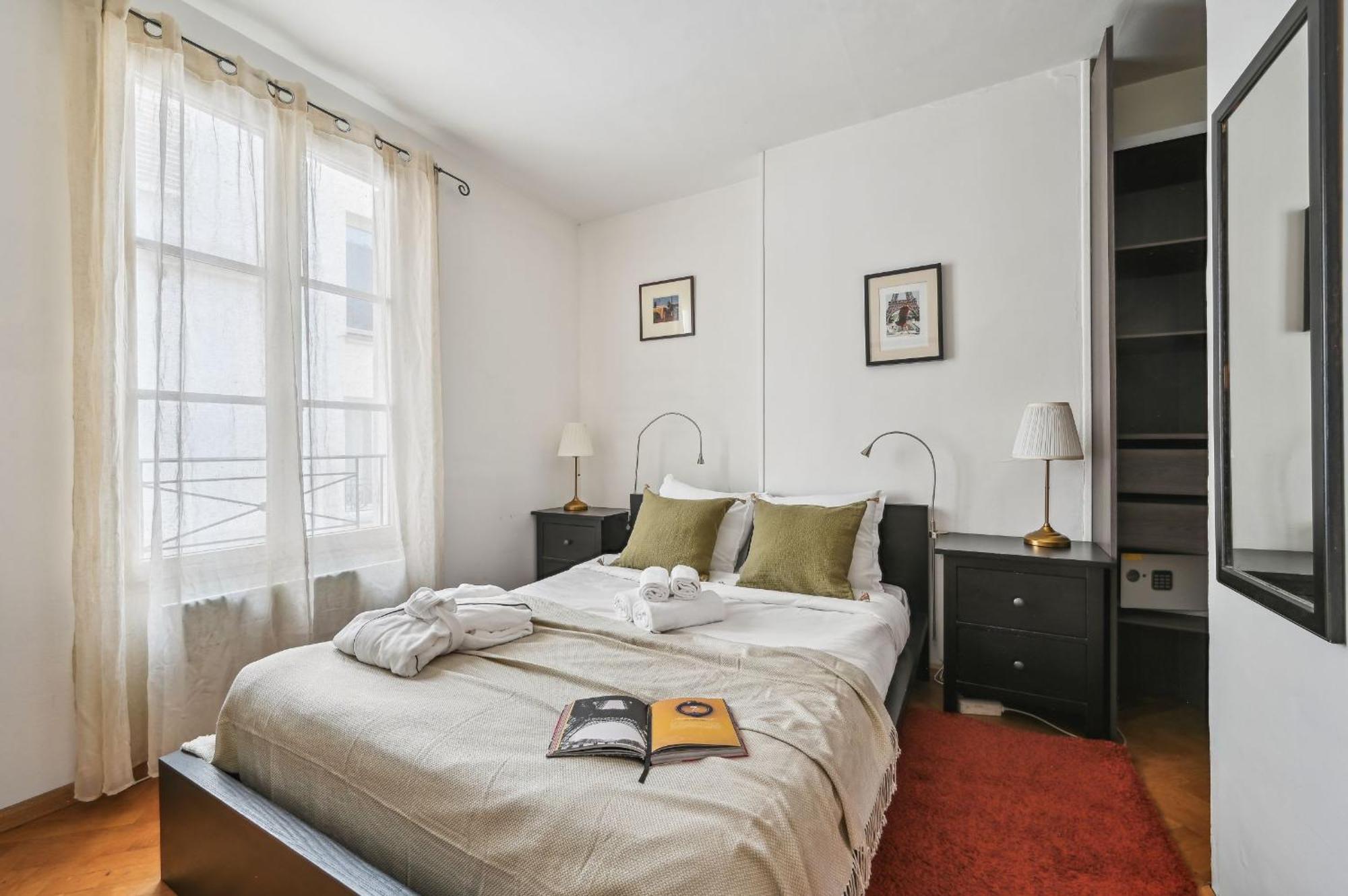 Eiffel Tower & Hotel Des Invalides - 1Br - Cityapartmentstay Париж Екстер'єр фото